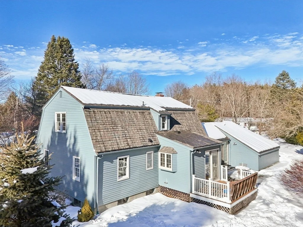 Photo of 82 Old Bolton Rd