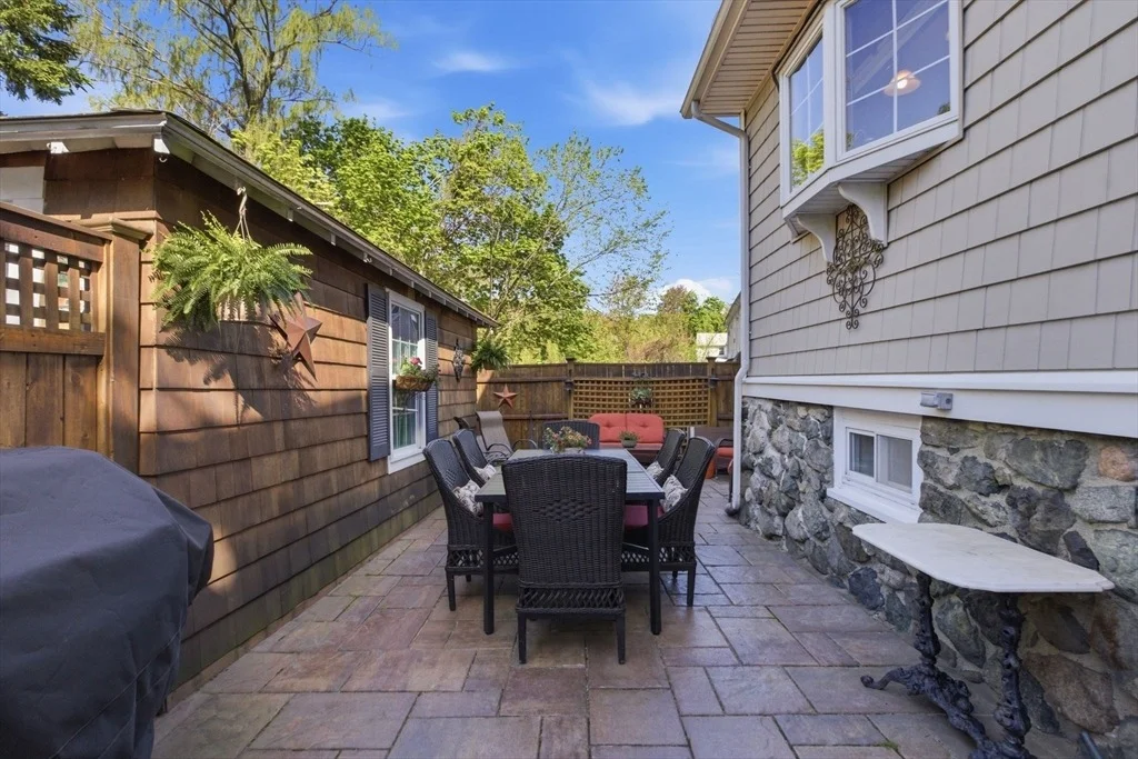 Photo of 181 Franklin St