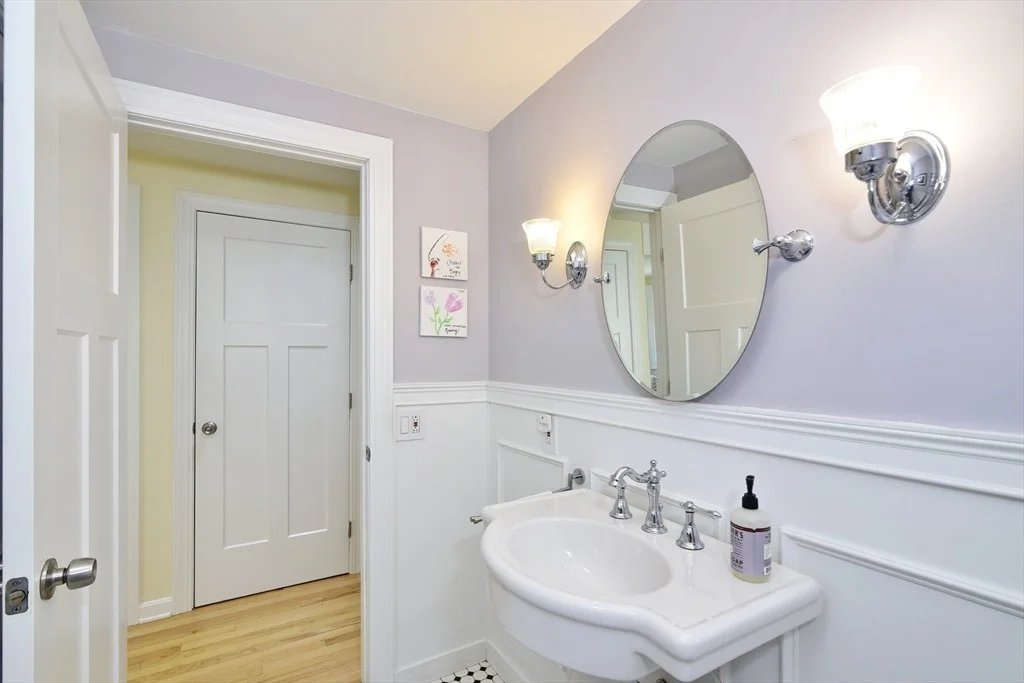 Photo of 444 Dennison Dr