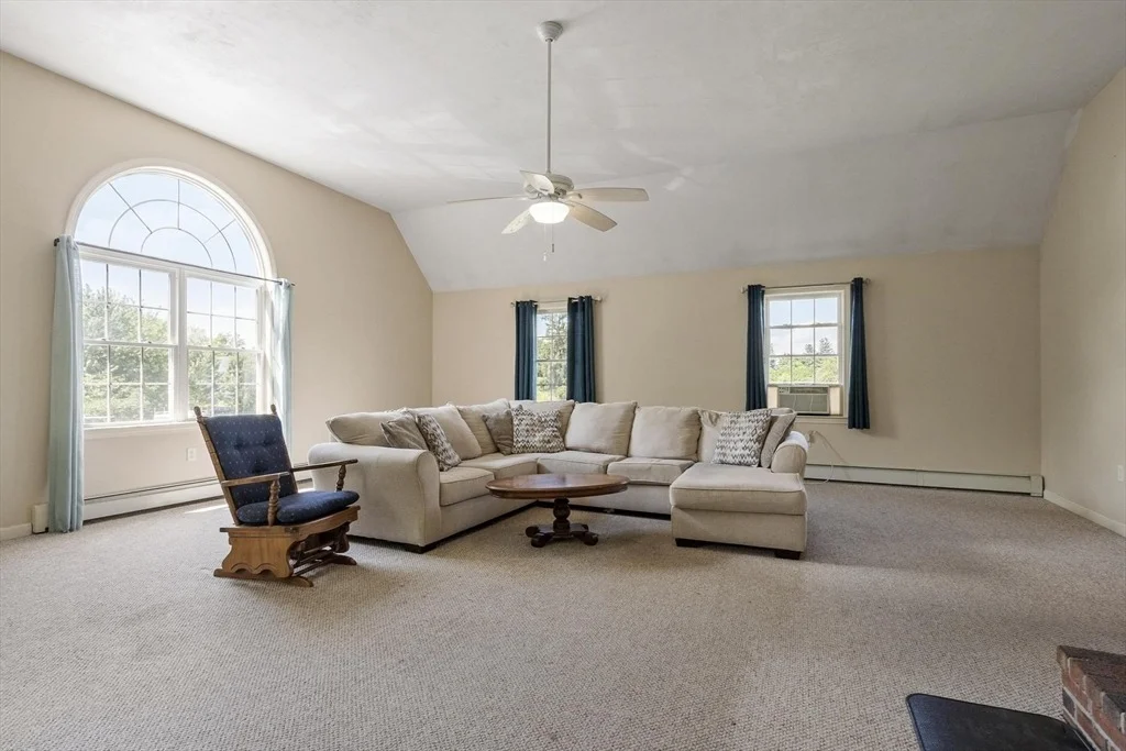 Photo of 140 Chace Hill Rd