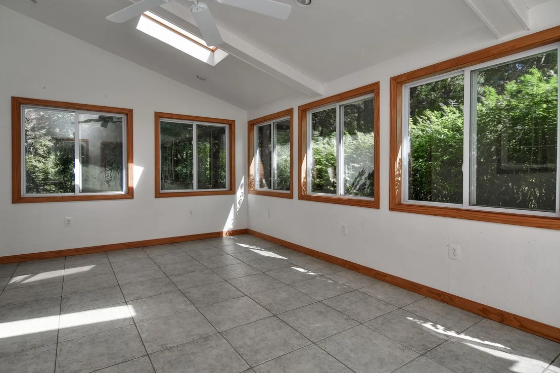 Photo of 46 Donnelly Dr