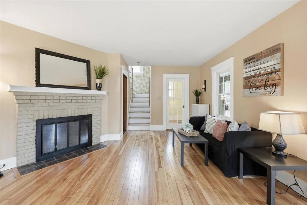 Photo of 11 Wildrose Avenue
