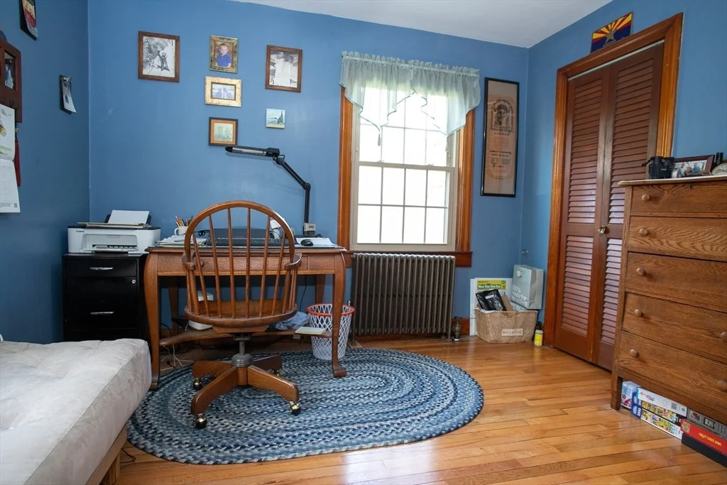 Photo of 20 Cottage Ln