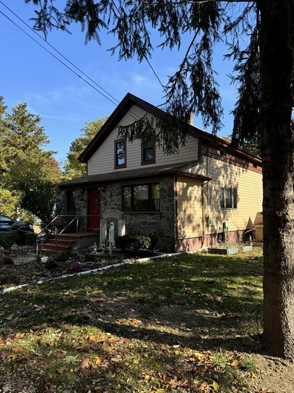 Photo of 20 Central Ave