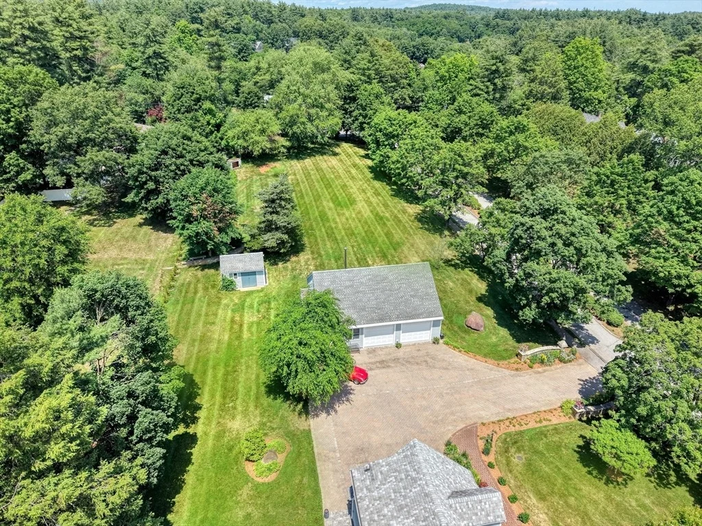 Photo of 15 Devincent Dr
