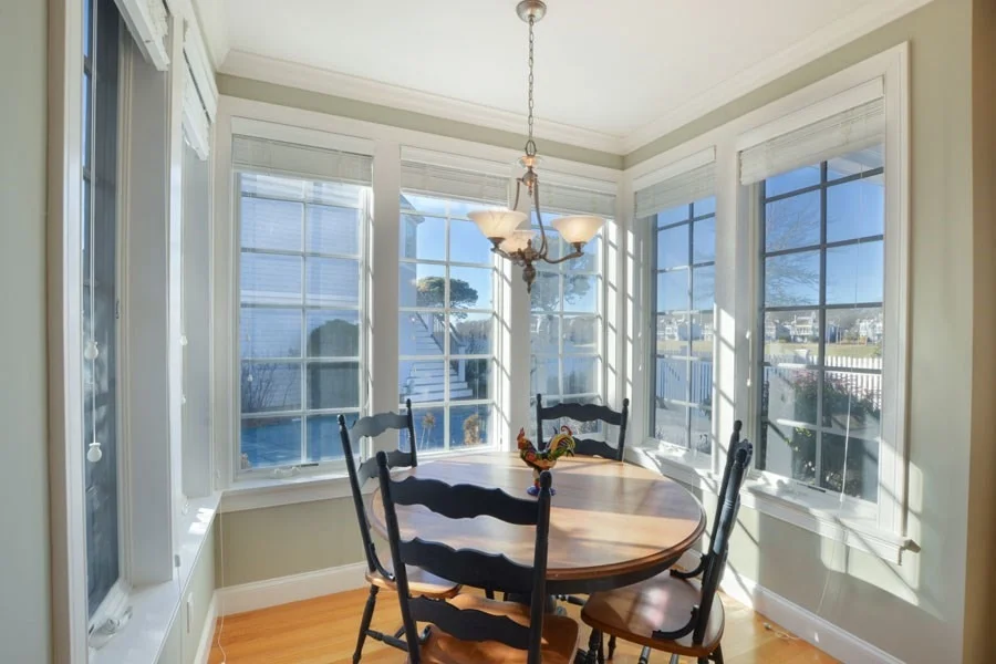 Photo of 125 Shore Dr W