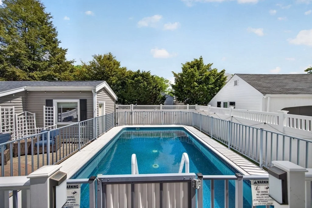 Photo of 11 Clifton Ave