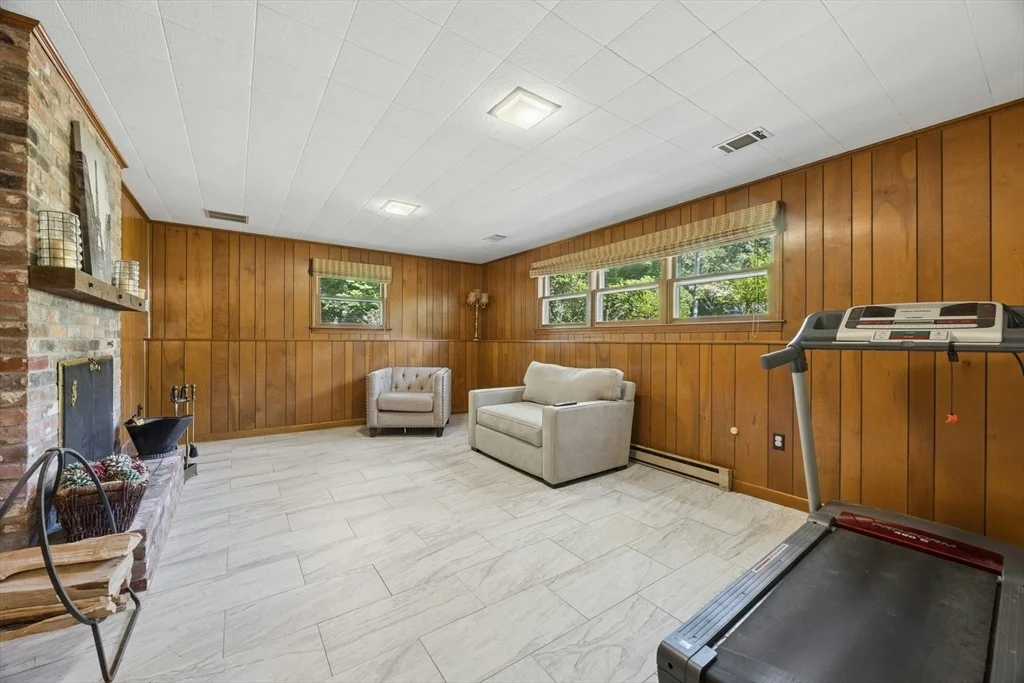 Photo of 19 Hickory Drive