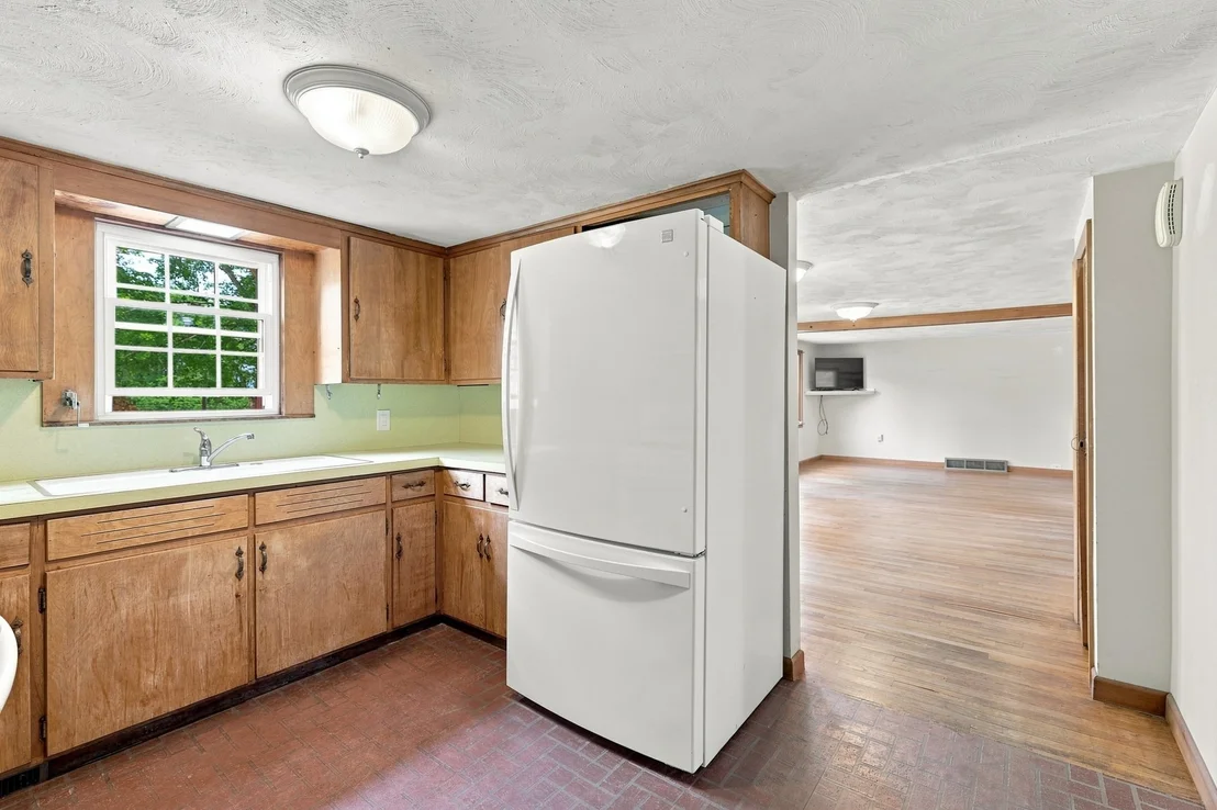 Photo of 200 Hockanum Rd