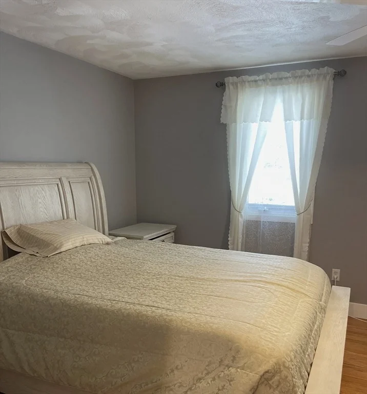 Photo of Unit 705 at 31 Blithewood Avenue