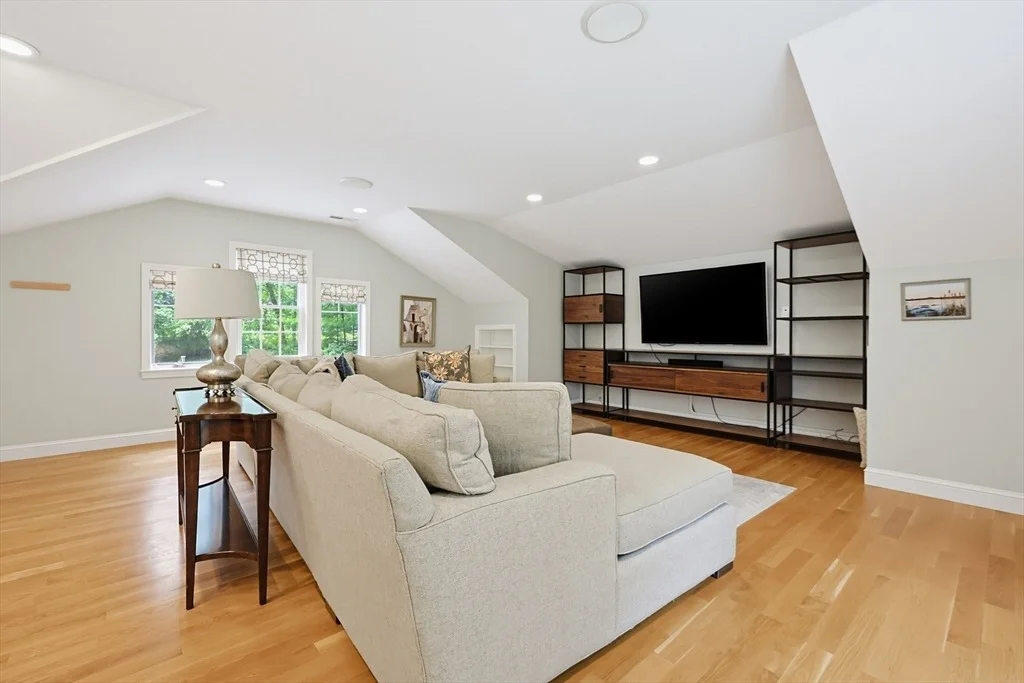 Photo of 53 Spring Rd