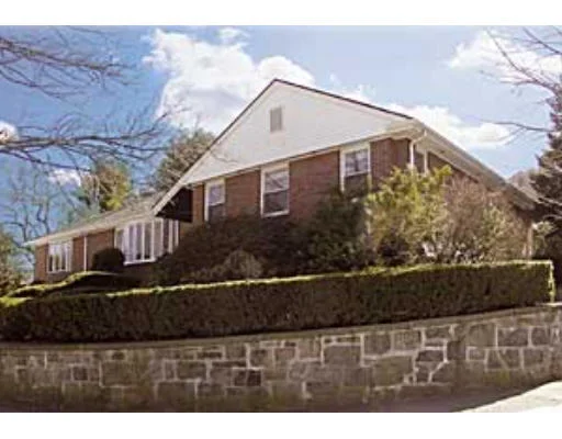 Photo of 166 Clinton Road