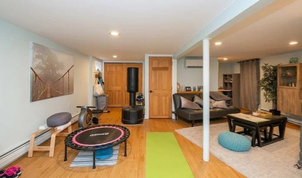 Photo of 189 West Shore Dr