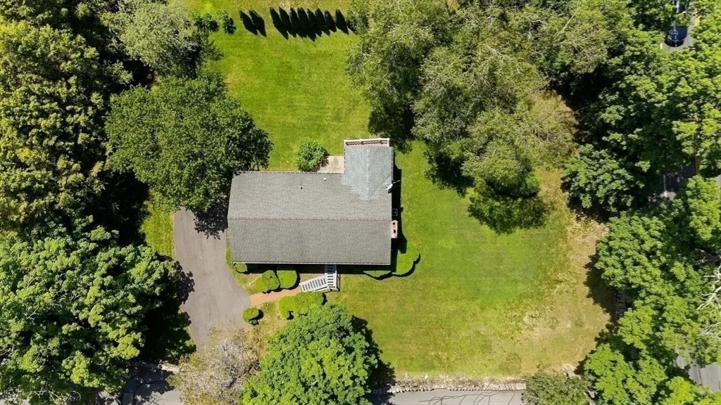 Photo of 1 Brackenbury Lane