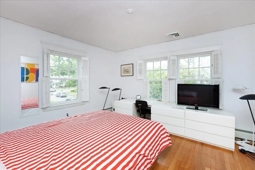 Photo of 22 Oak St