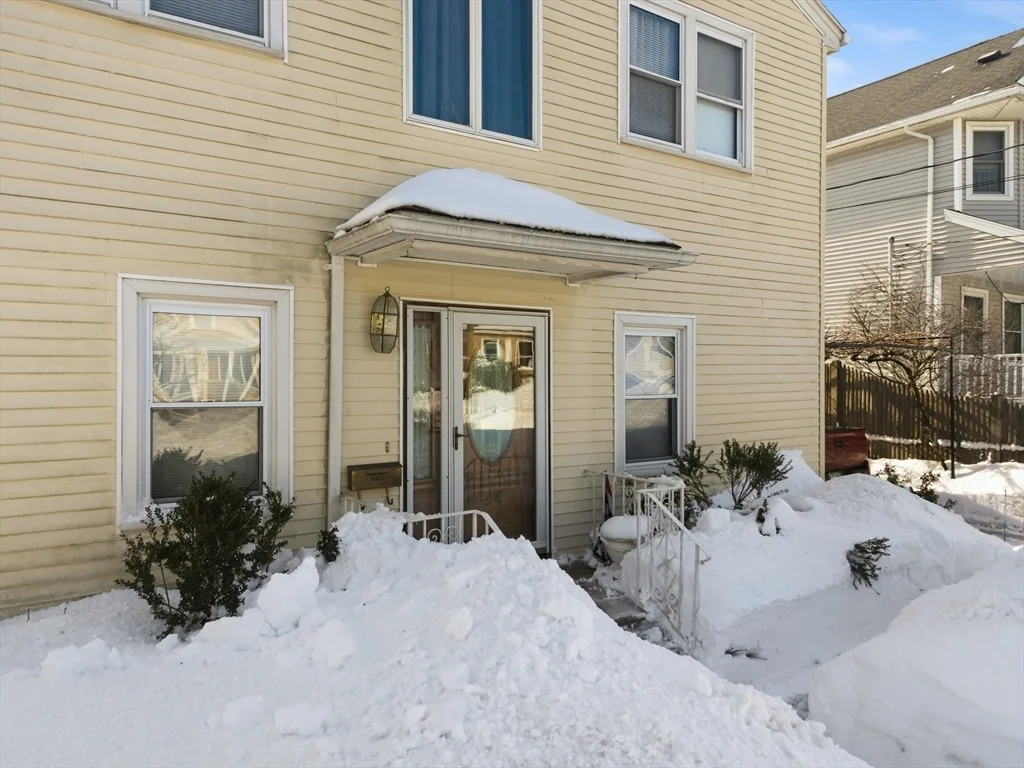 Photo of 54 Edgemont Rd