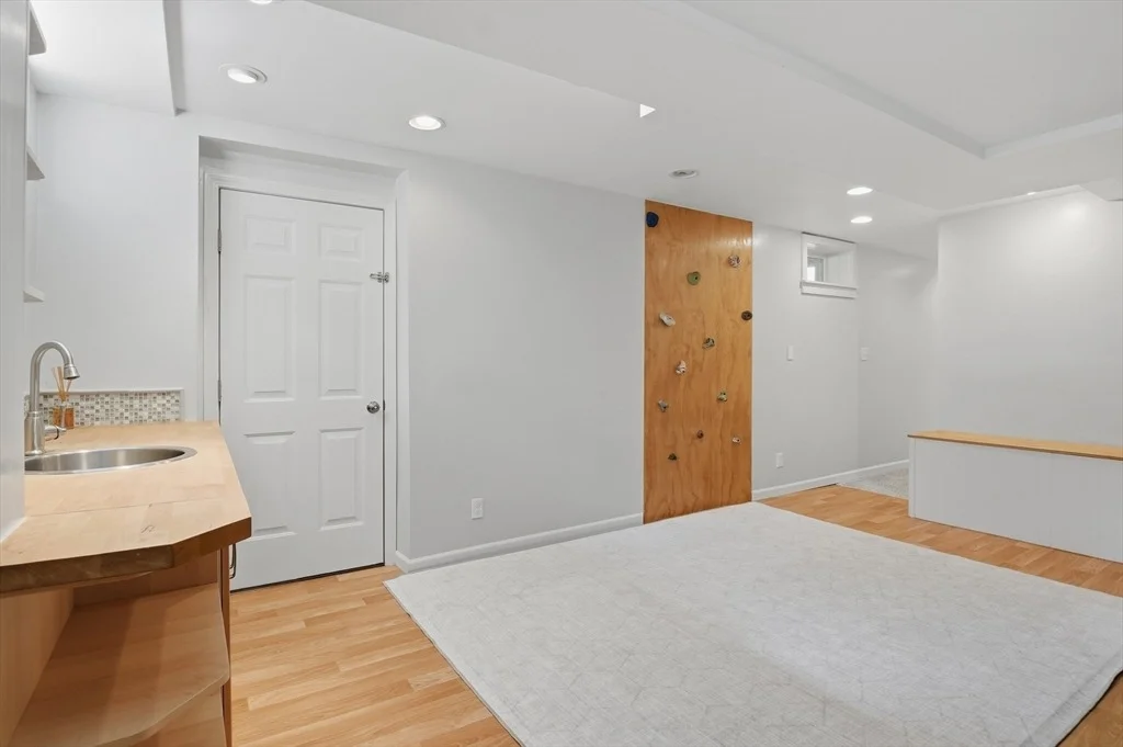 Photo of Unit 43 at 43 Knowlton Circle