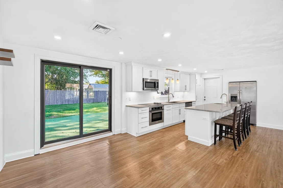 Photo of 15 Roger Rd