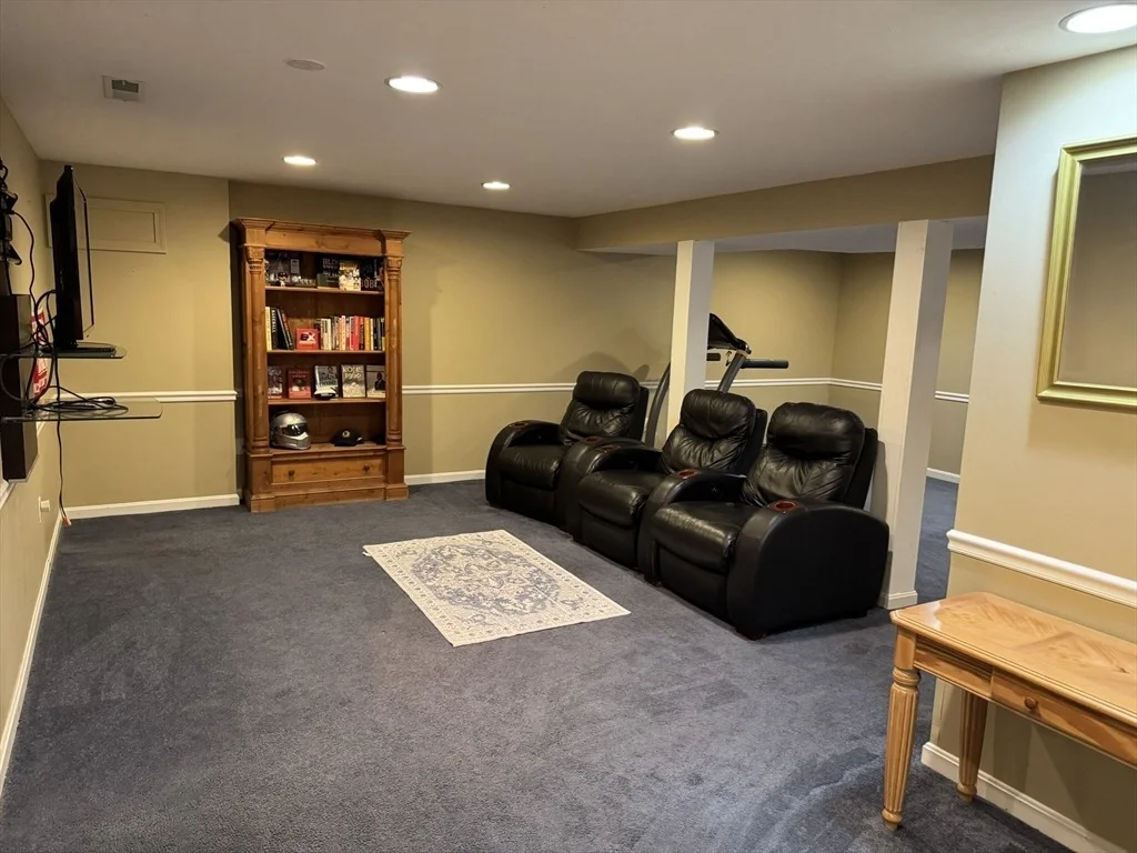 Photo of 4 Haydn Ln