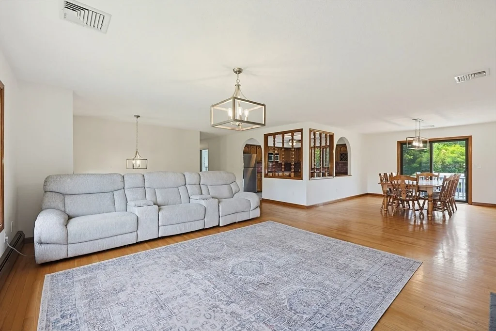Photo of 7 Diane Way