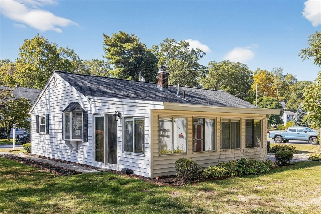 Photo of 22 Ledgewood Dr