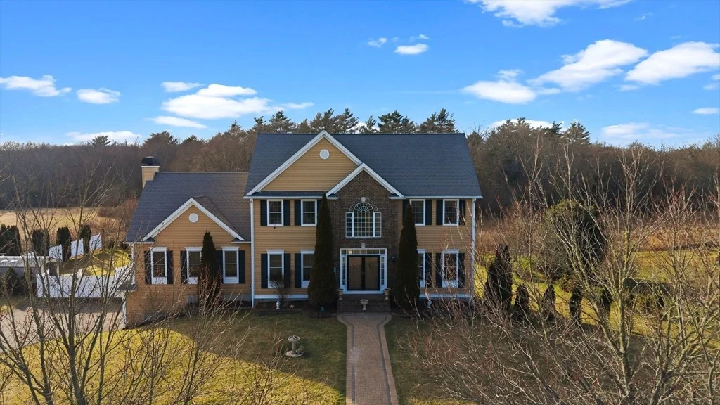 Photo of 6 Meadowlark Drive