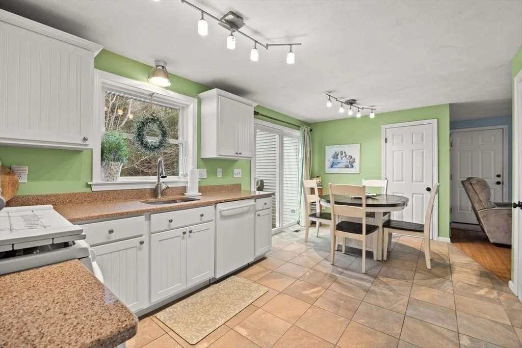 Photo of 73 Elyse Rd