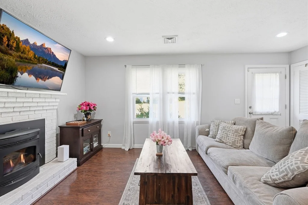 Photo of 39 Riley Rd