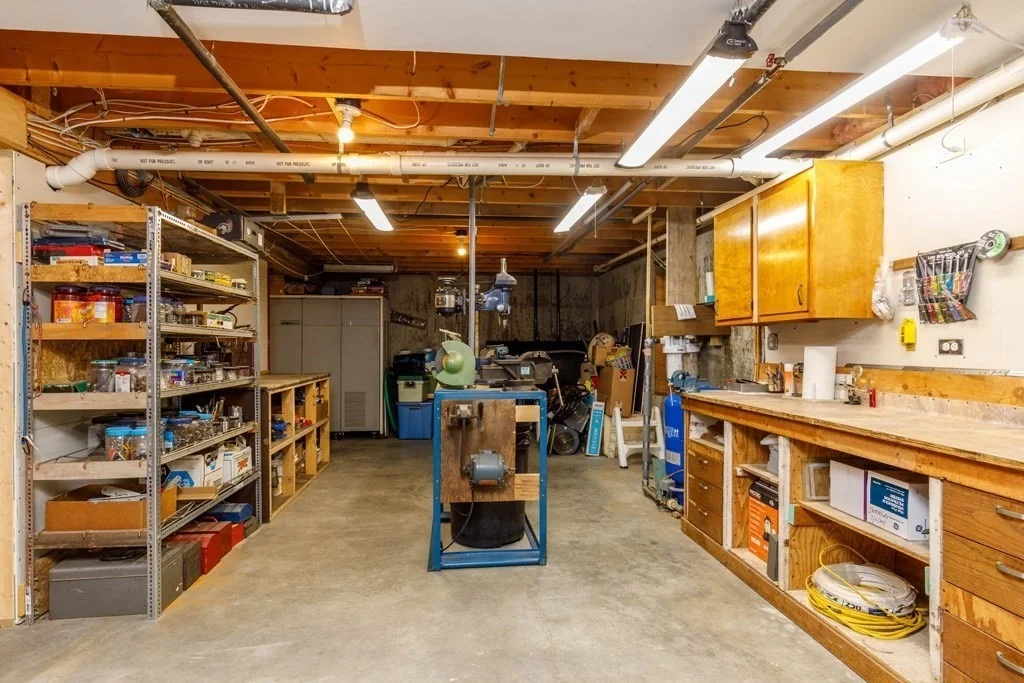 Photo of 260 East Road