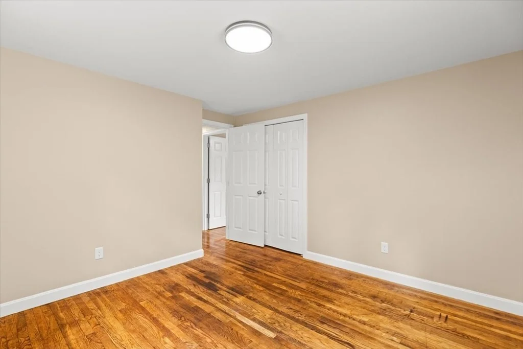 Photo of 4 Simmons St