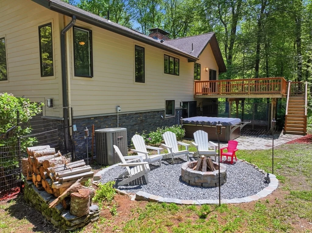 Photo of 26 Dennis Circle