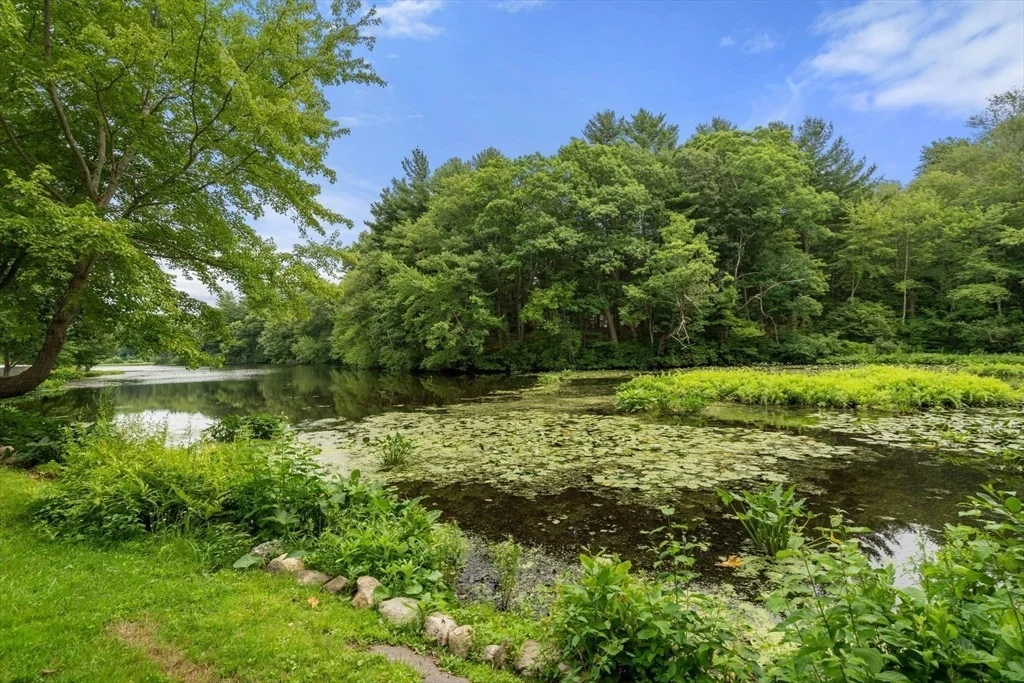 Photo of 10 Riverside Dr