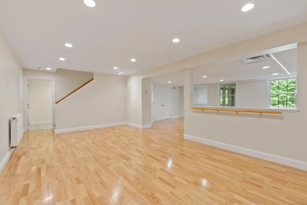 Photo of 156 Maple Street