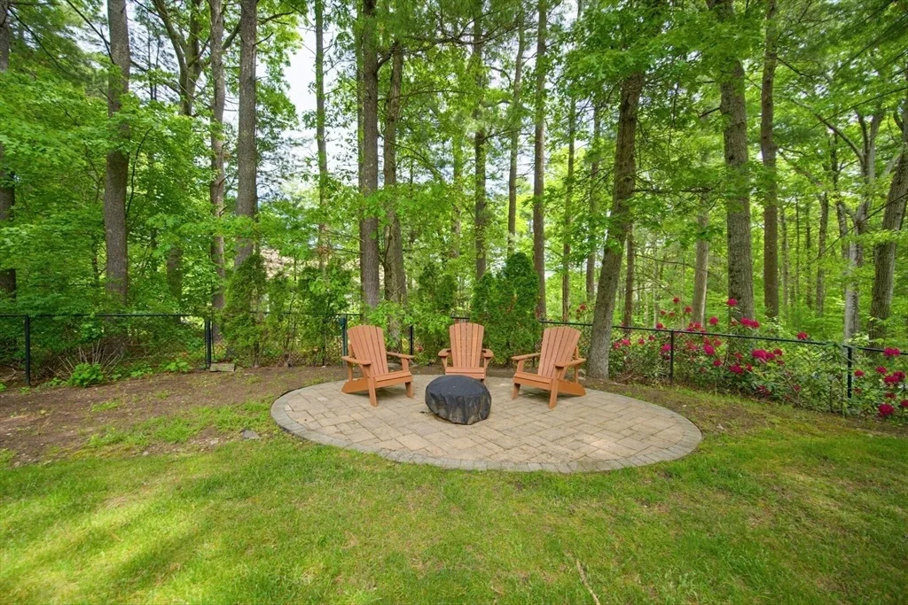 Photo of 77 Oxbow Dr