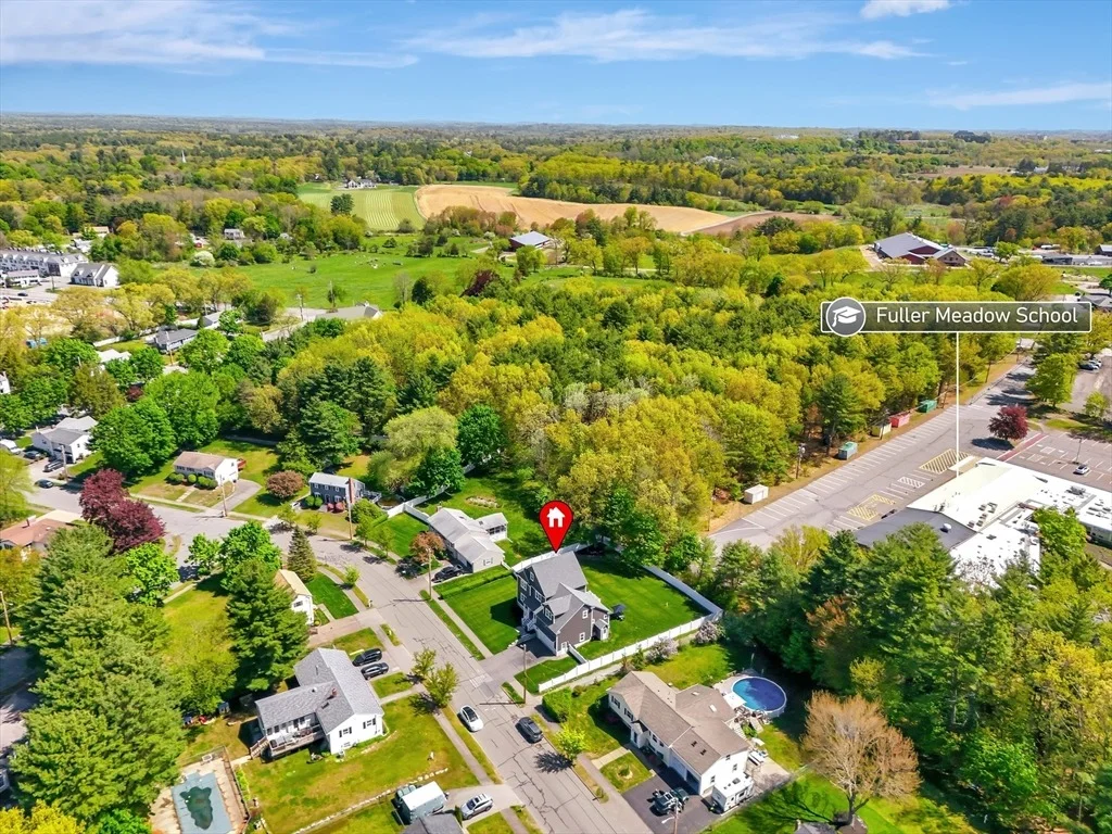 Photo of 8 Edgewood Rd