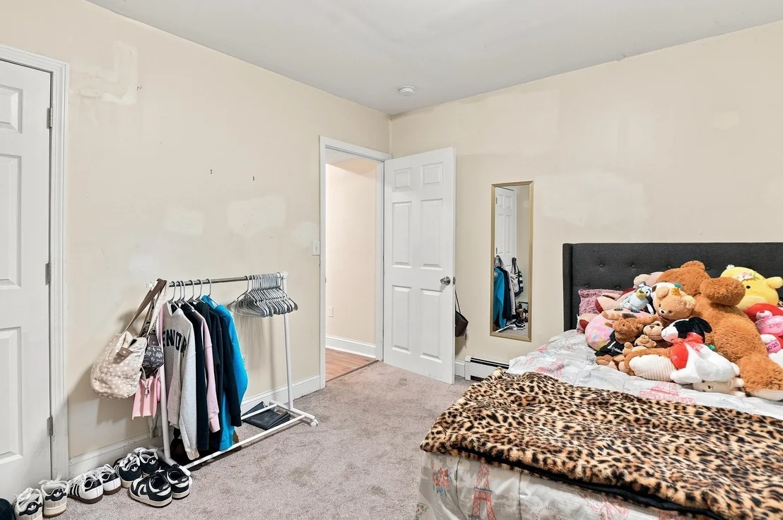 Photo of 111 Pinedale Avenue