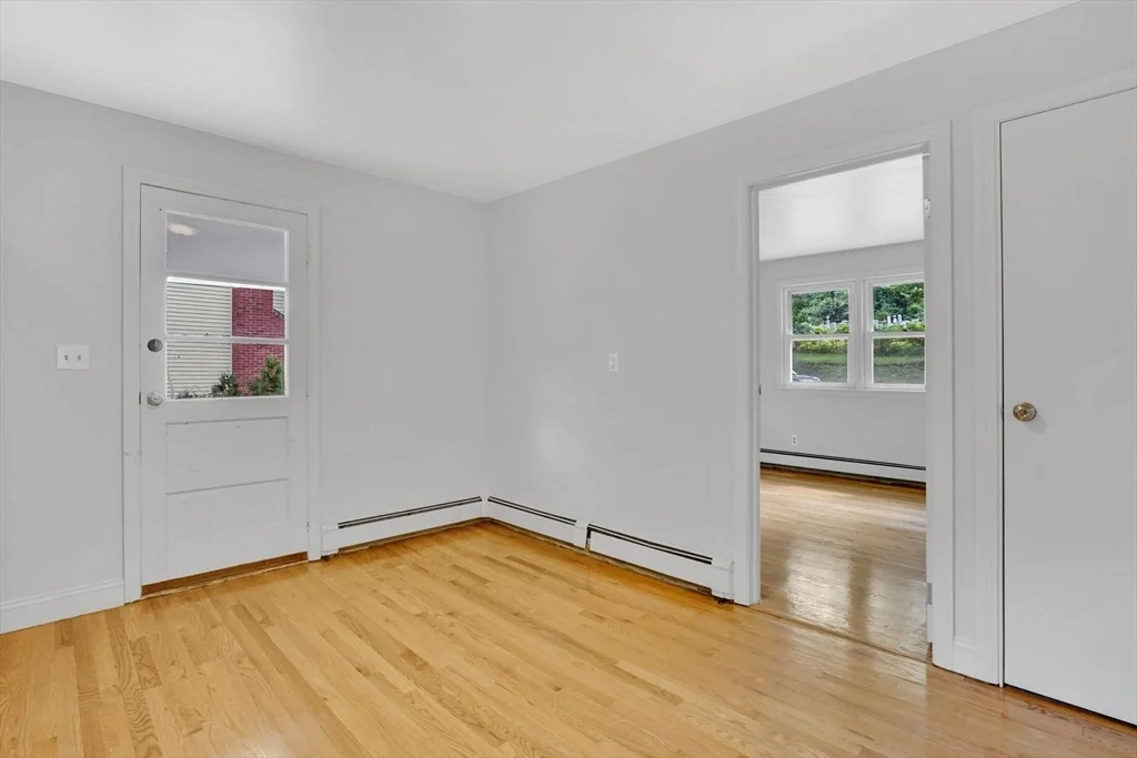 Photo of 250 Old Lyman Rd