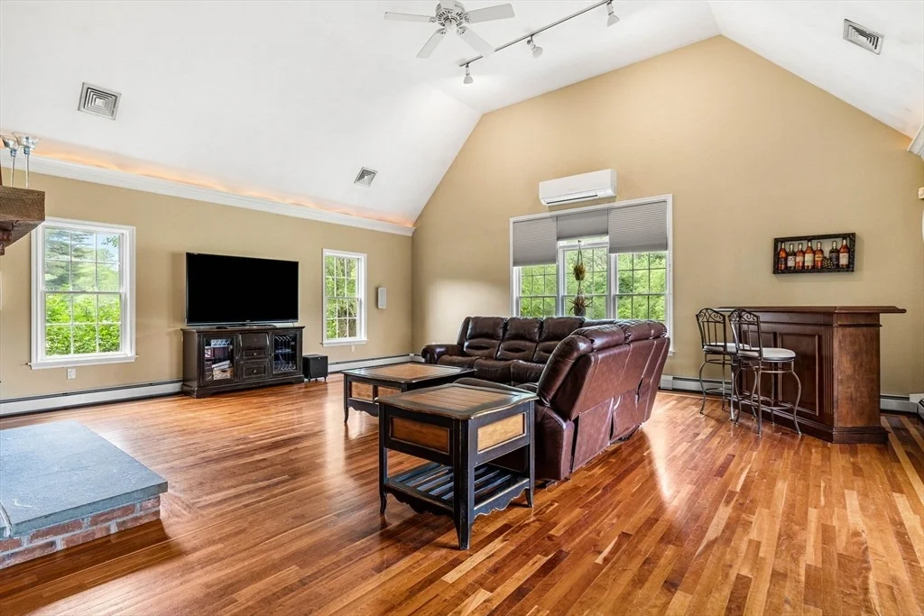 Photo of 1 Ready Marsh Way