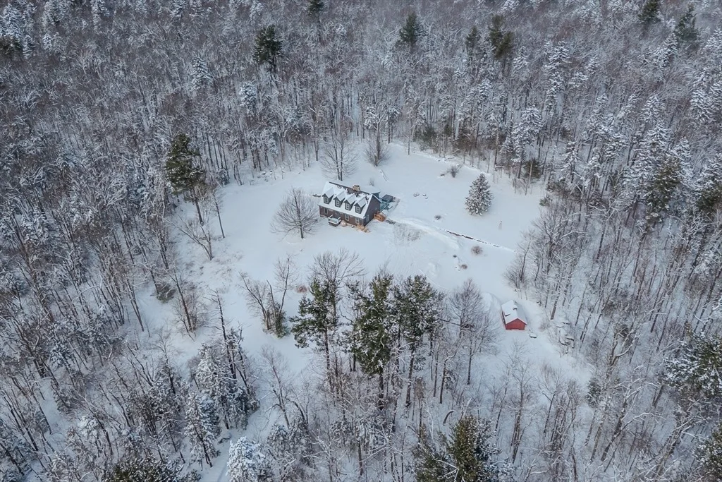 Photo of 593 Woodmere Rd