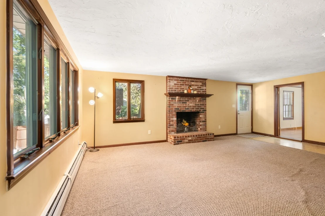 Photo of 32 Elm Street