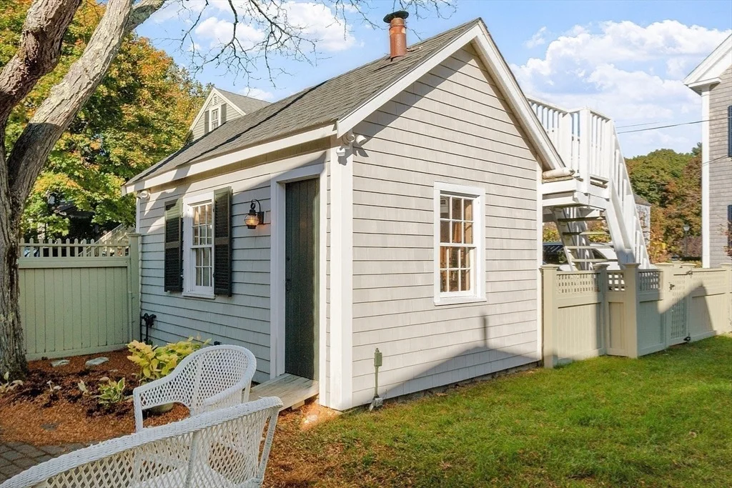 Photo of 35 Central St