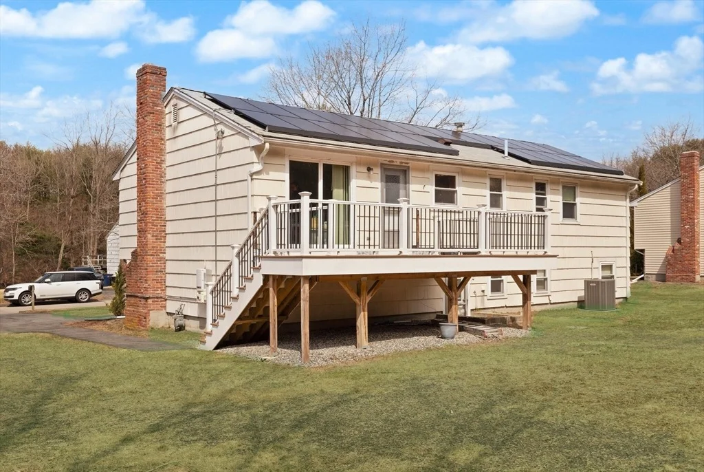 Photo of 26 Sandy Ridge Cir