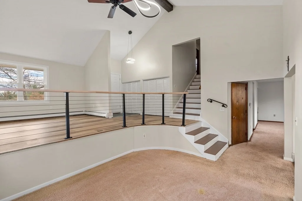Photo of 9 Scenic Ave