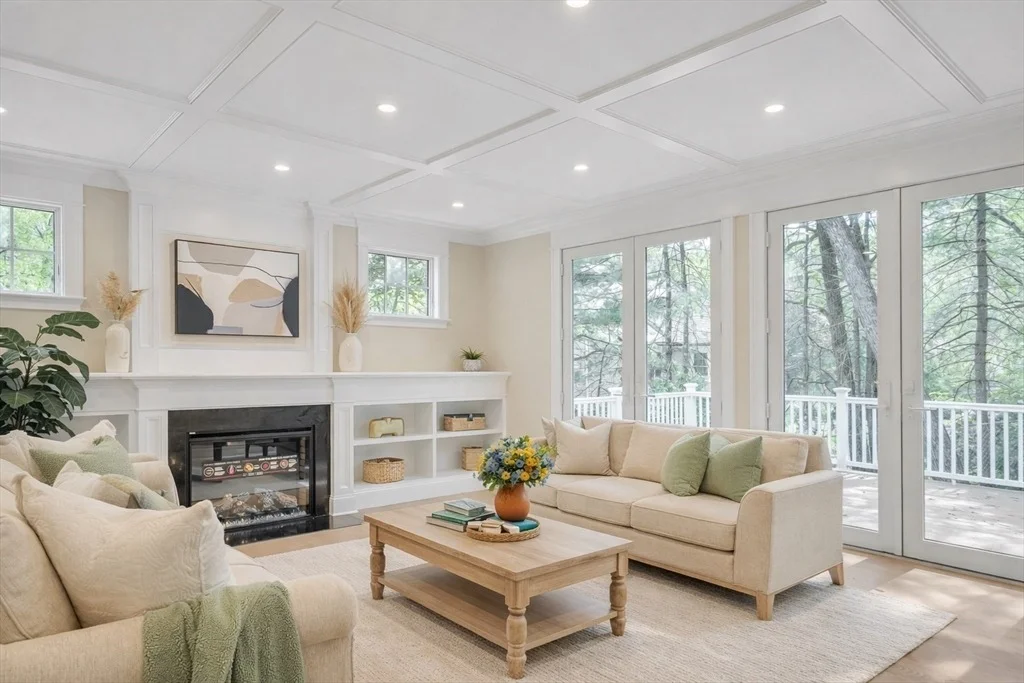 Photo of 18 Heritage Dr