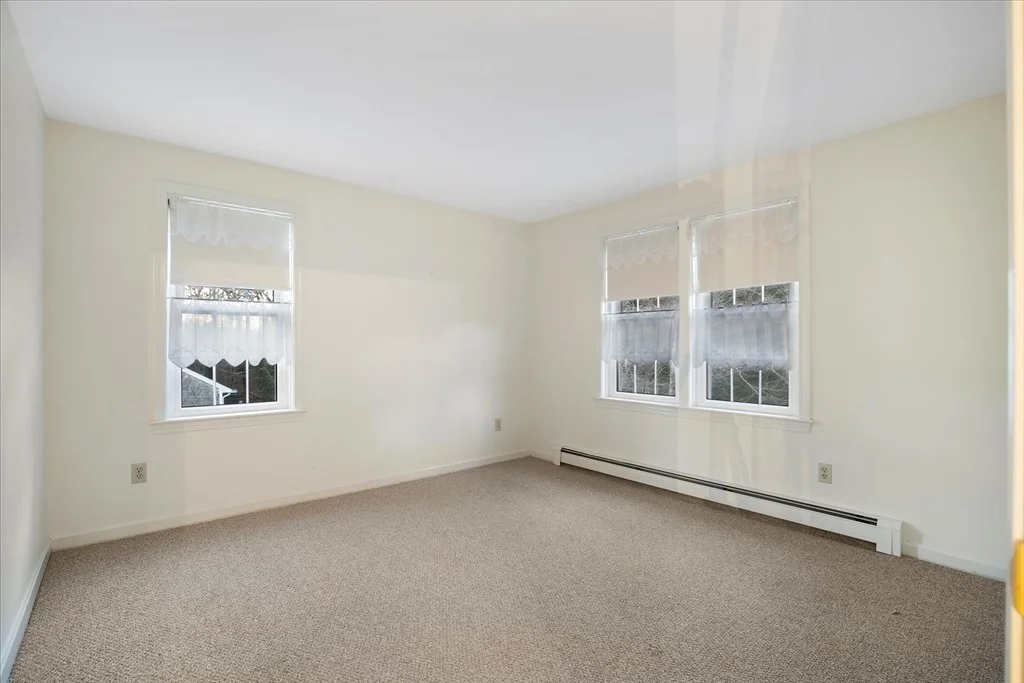 Photo of 28 Peacock Dr