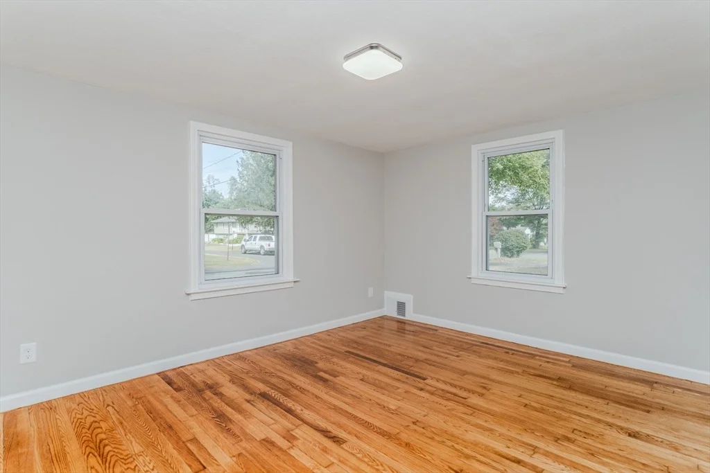 Photo of 43 Pleasantview St