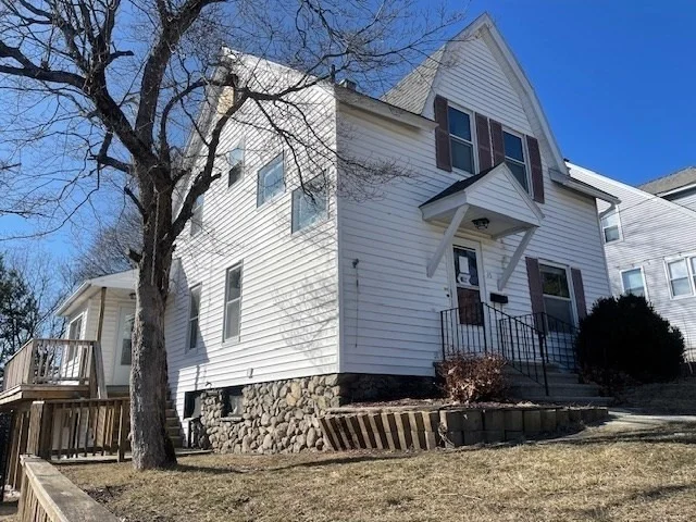 Photo of 15 Wrentham Rd