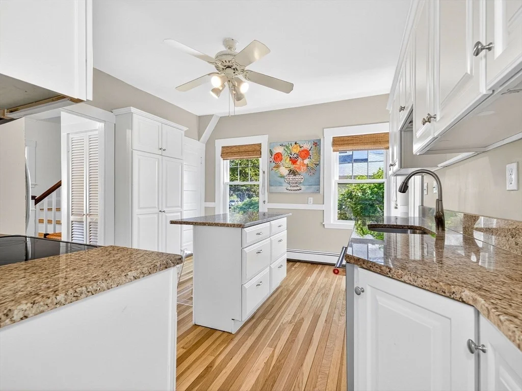 Photo of 39 Twitchell St