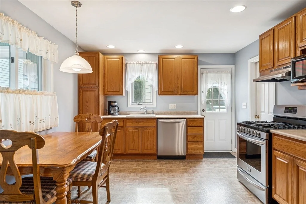Photo of 14 Endicott Street