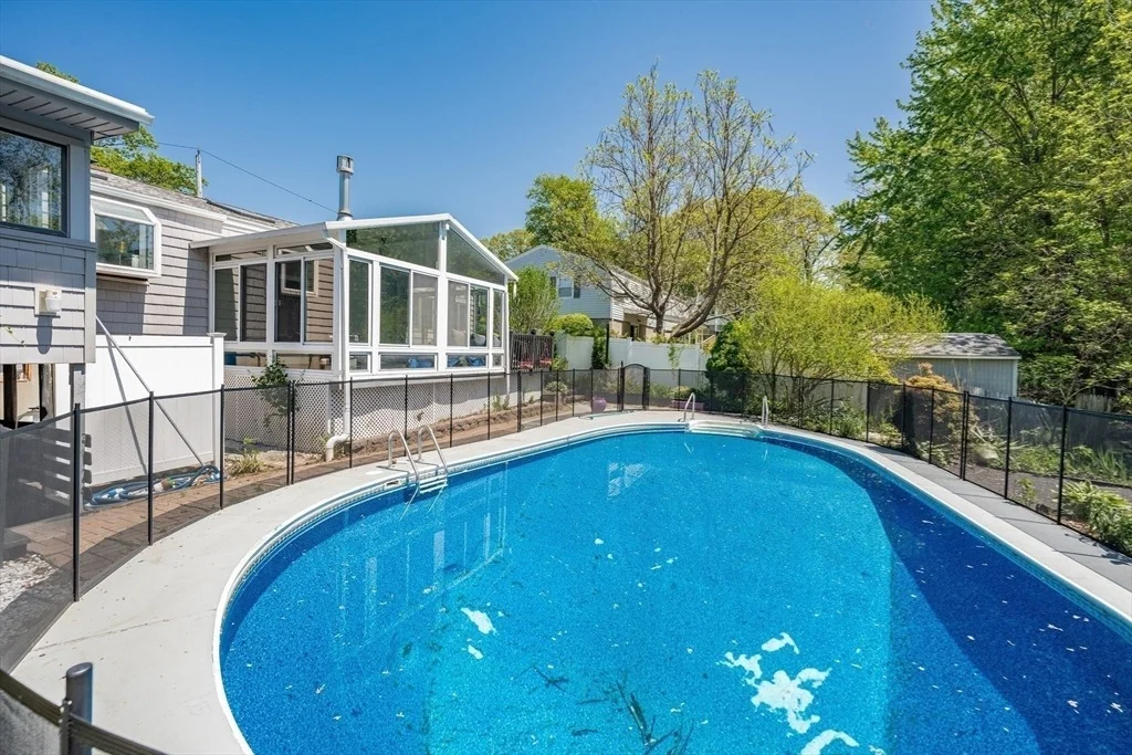 Photo of 57 Parenteau Dr